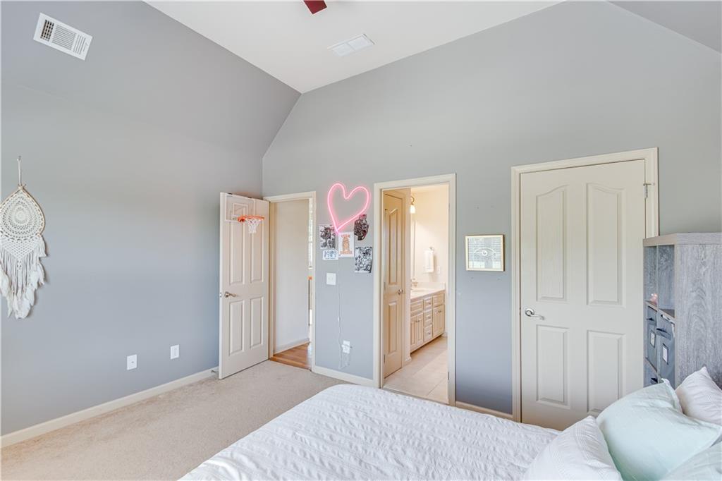 8910 Mossy Oak Drive