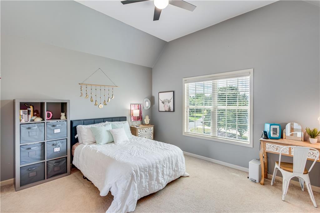 8910 Mossy Oak Drive