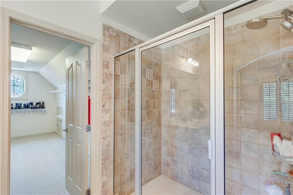 8910 Mossy Oak Drive