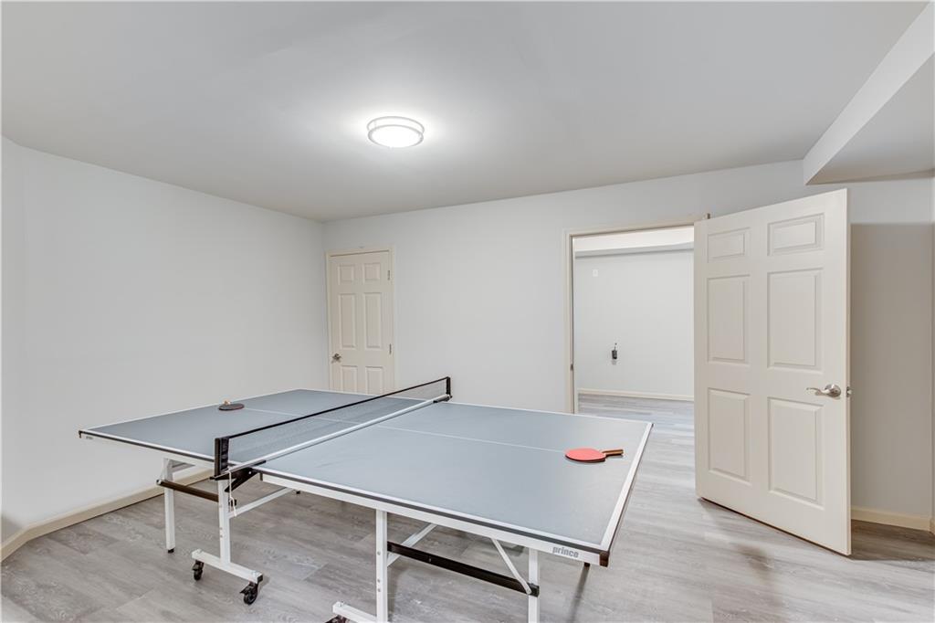 8910 Mossy Oak Drive