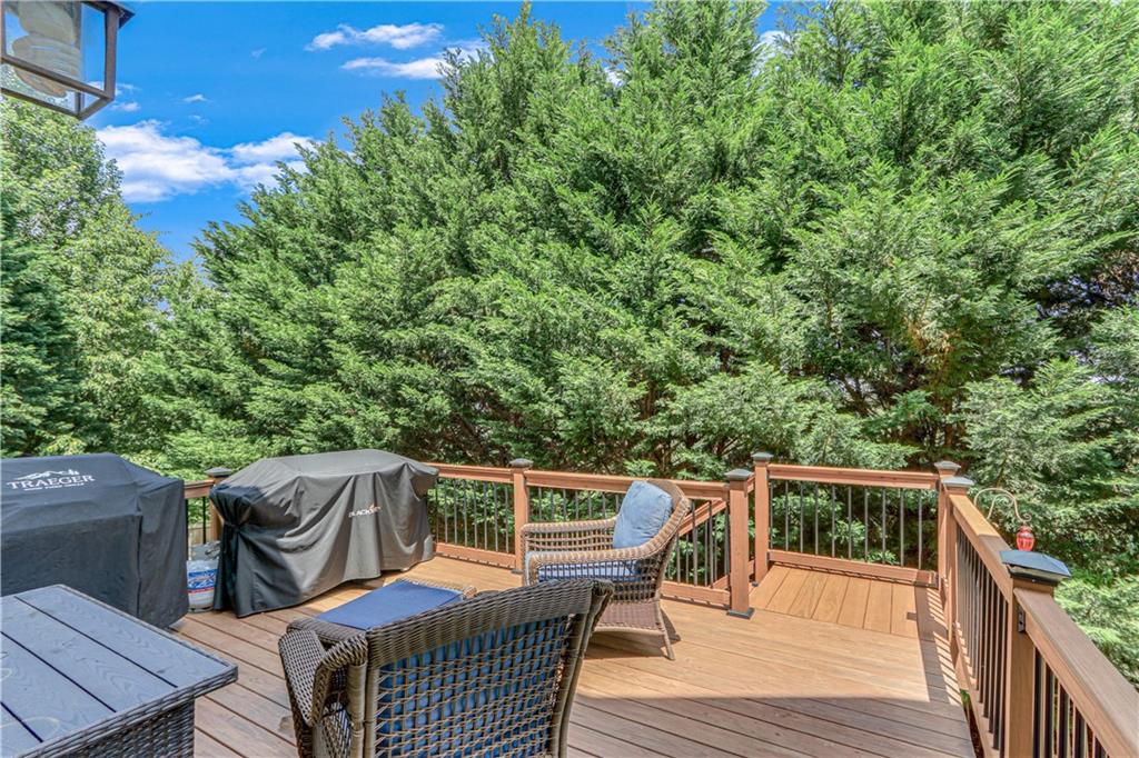 8910 Mossy Oak Drive