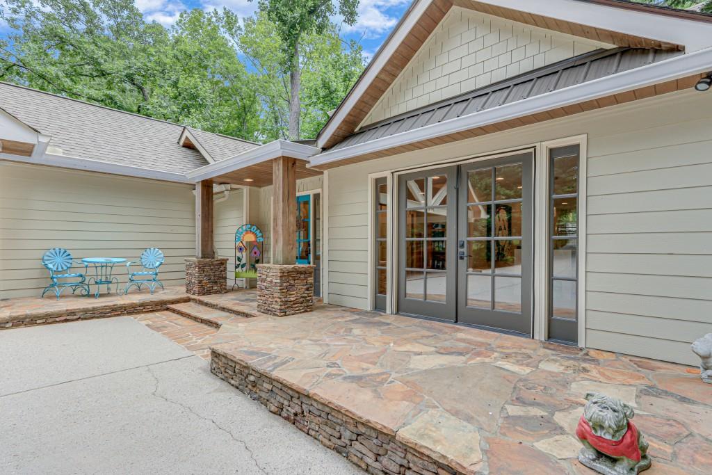 5445 Linger Longer Road