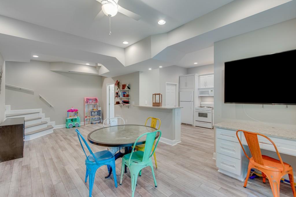 5445 Linger Longer Road