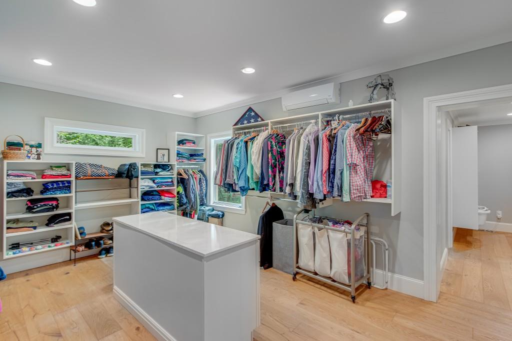 5445 Linger Longer Road