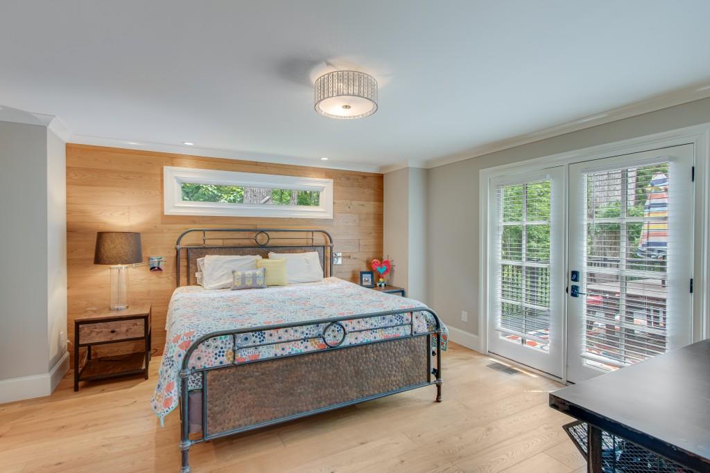 5445 Linger Longer Road