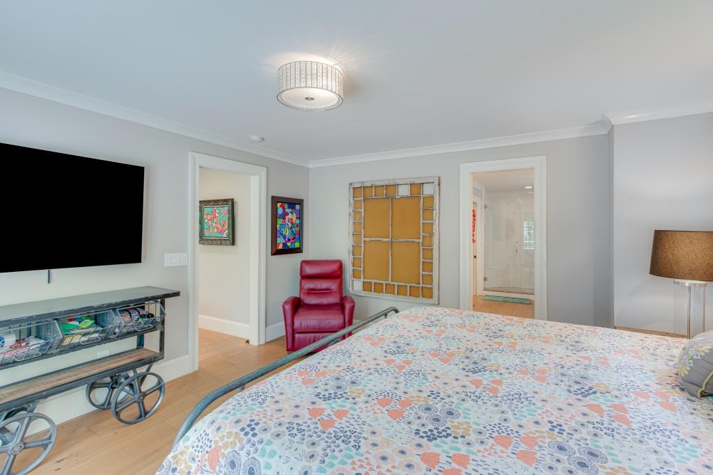 5445 Linger Longer Road