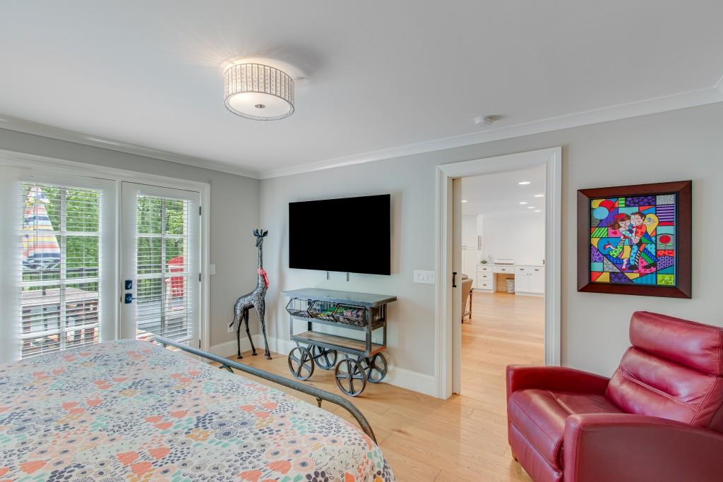 5445 Linger Longer Road