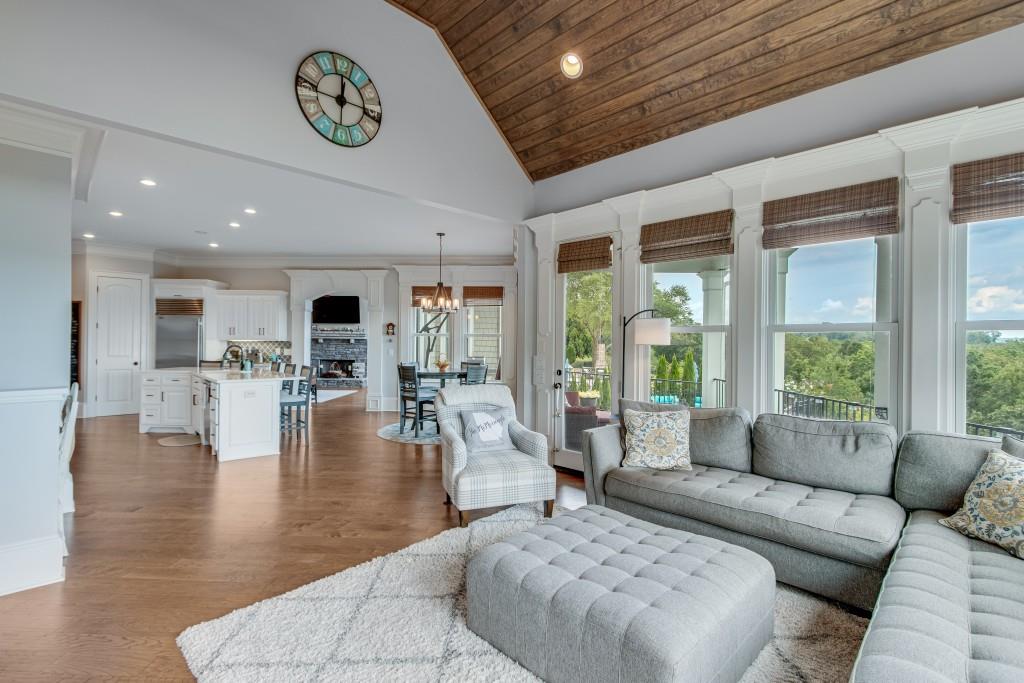 6215 Grand Marina Circle