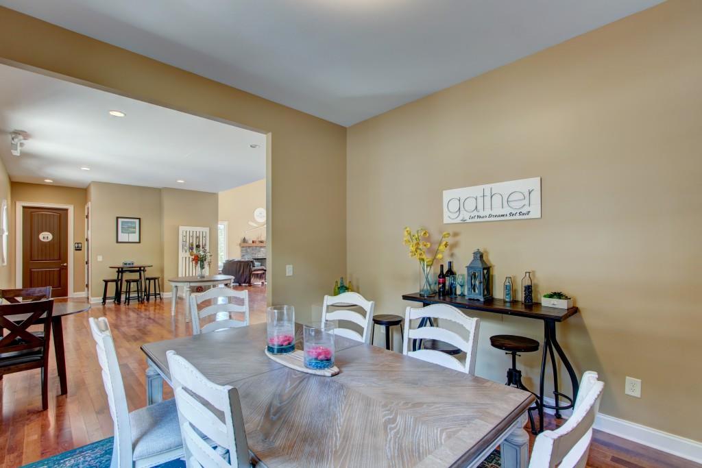 7135 Crestline Drive