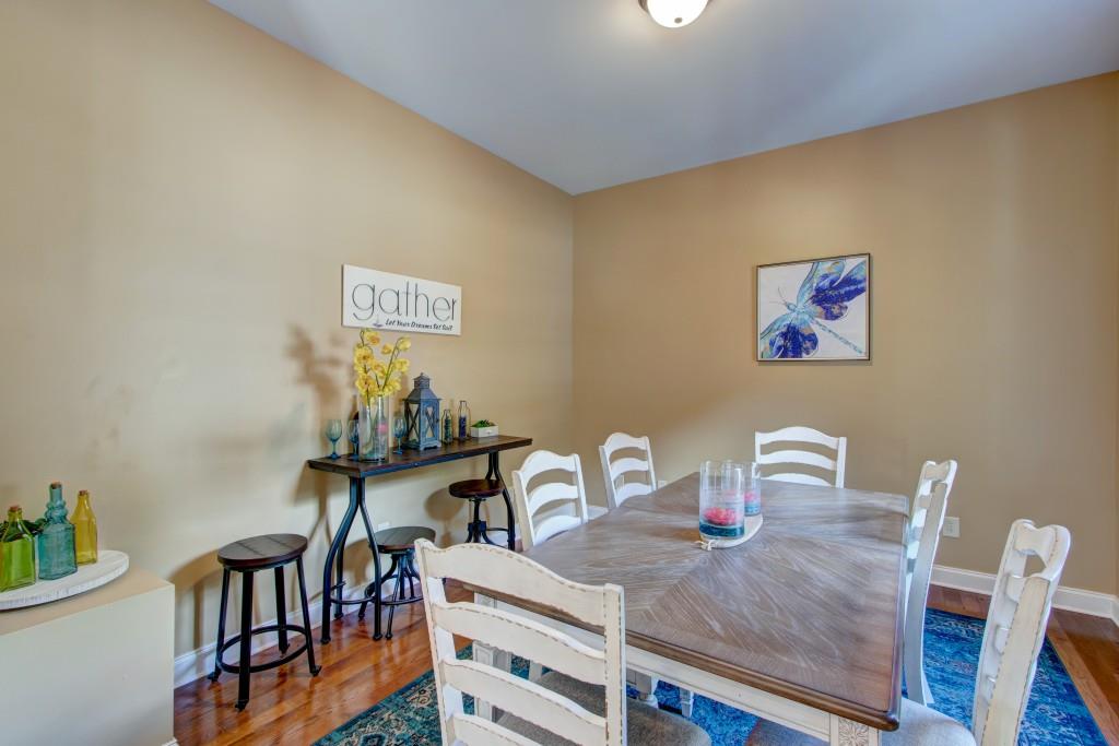 7135 Crestline Drive