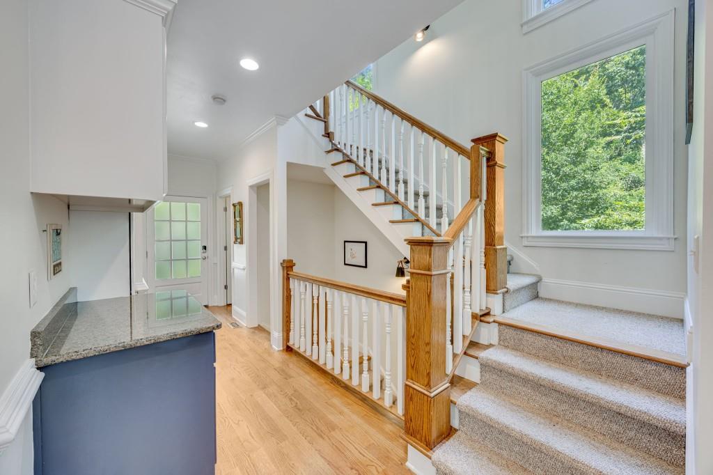 7105 Haw Creek Place