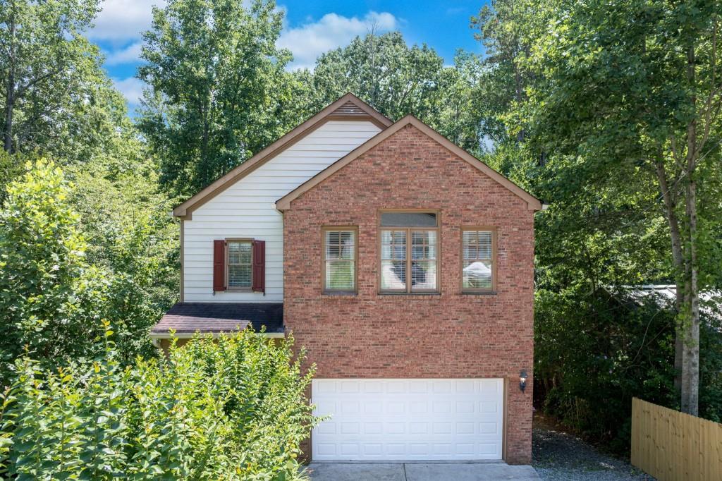 7105 Haw Creek Place