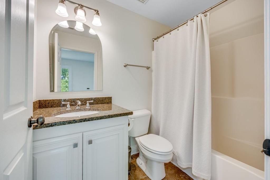 7105 Haw Creek Place