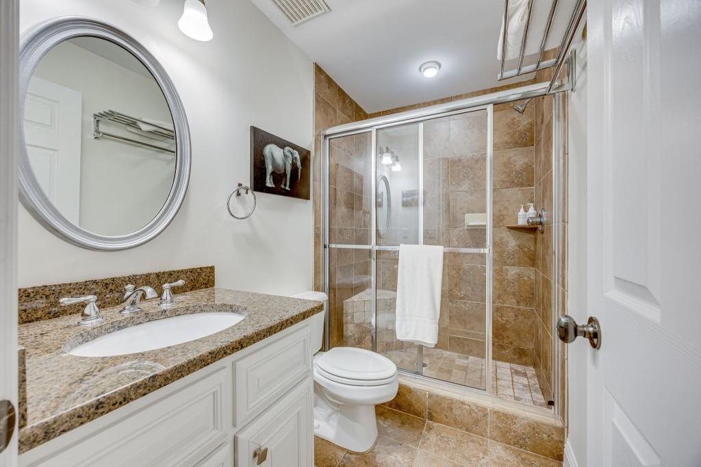 7105 Haw Creek Place