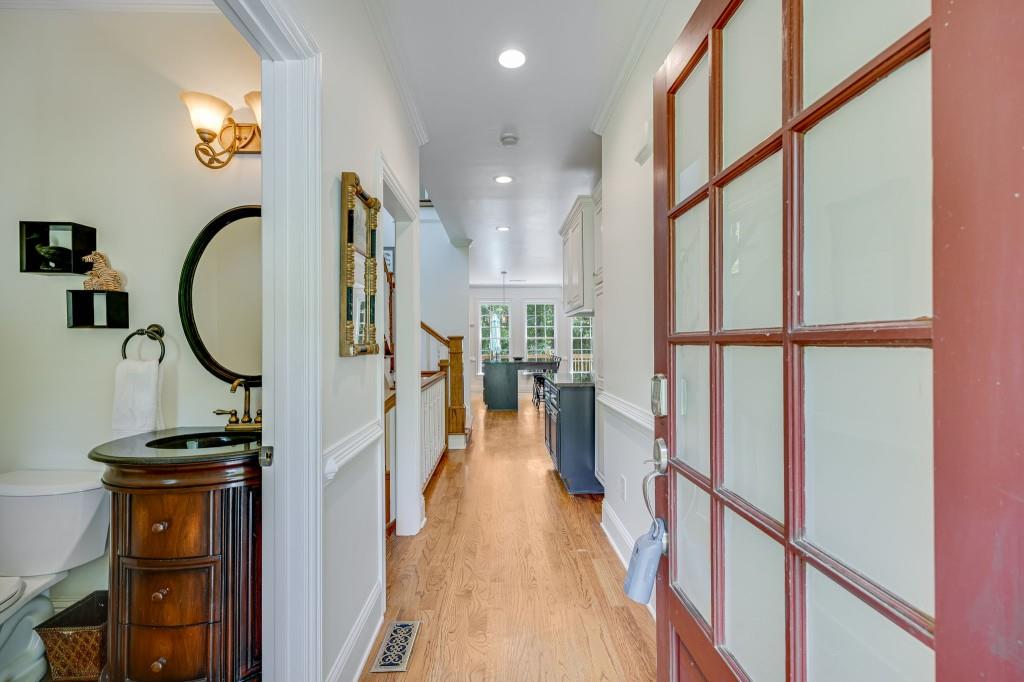 7105 Haw Creek Place