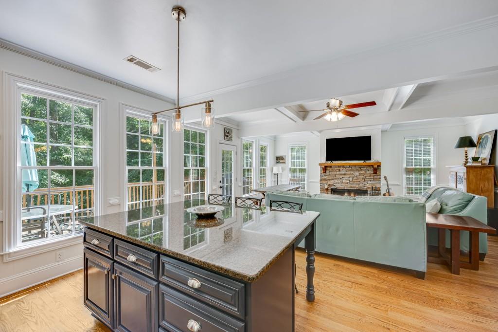 7105 Haw Creek Place