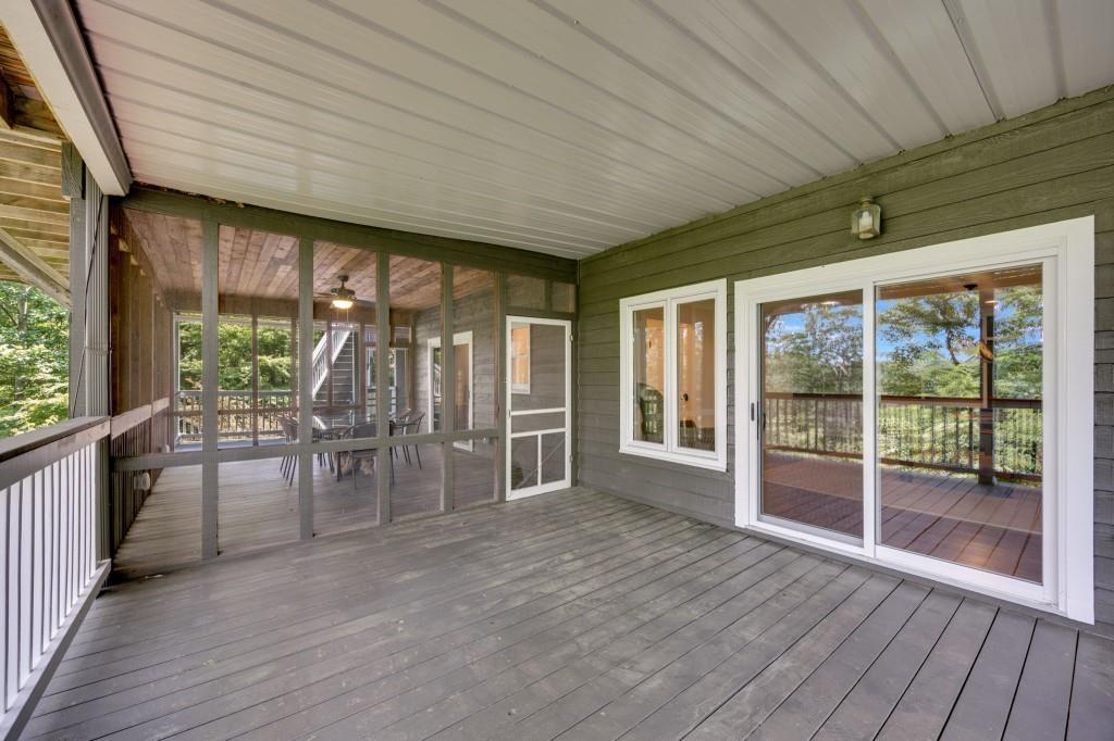 537 Chestatee View Drive