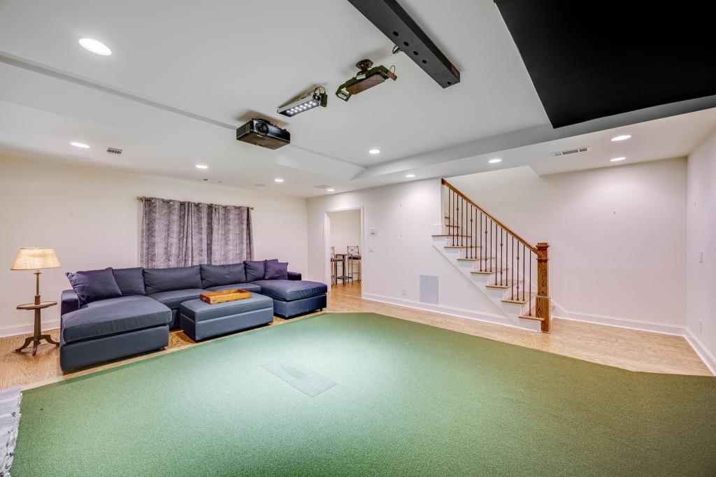 537 Chestatee View Drive