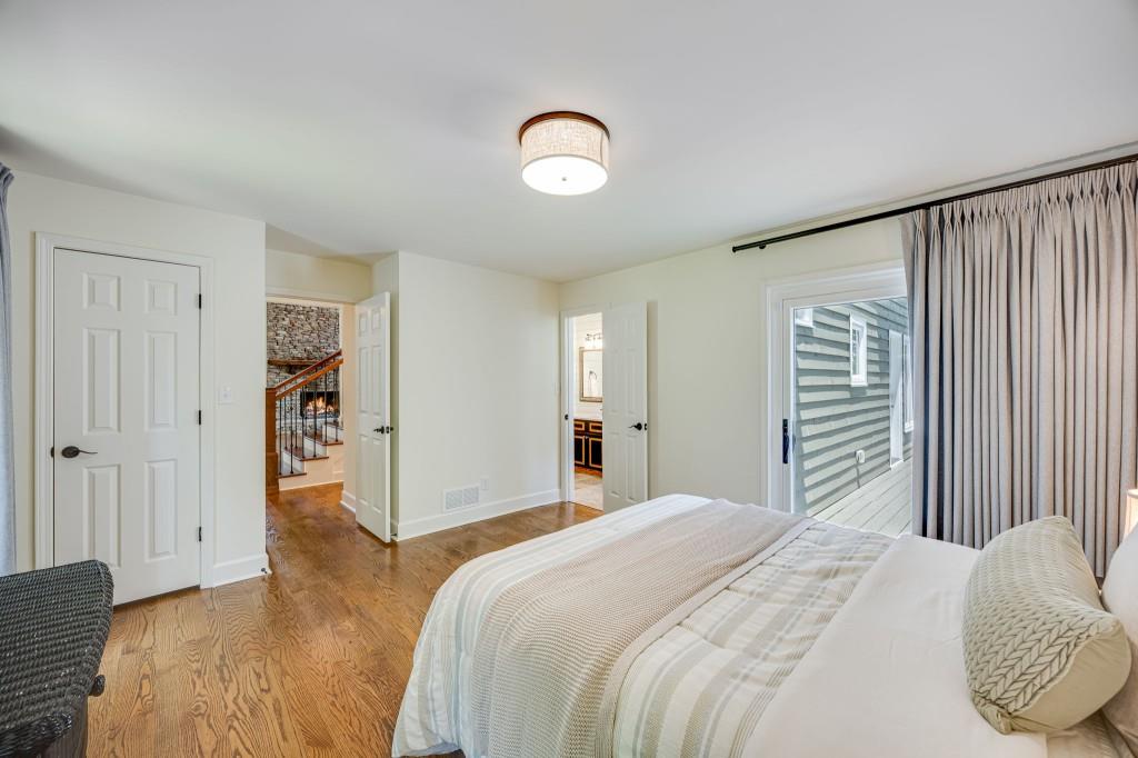 537 Chestatee View Drive