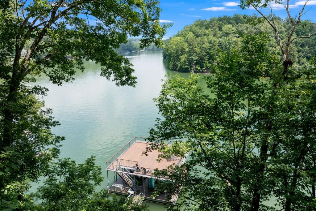 537 Chestatee View Drive