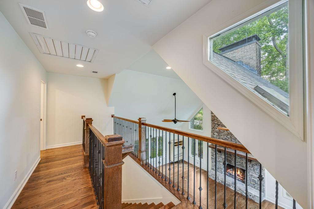 537 Chestatee View Drive