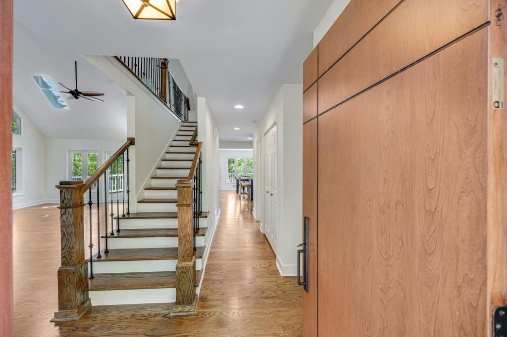 537 Chestatee View Drive