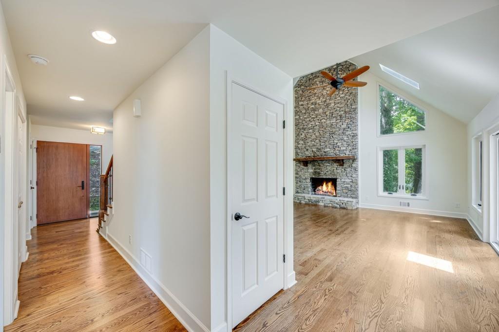 537 Chestatee View Drive