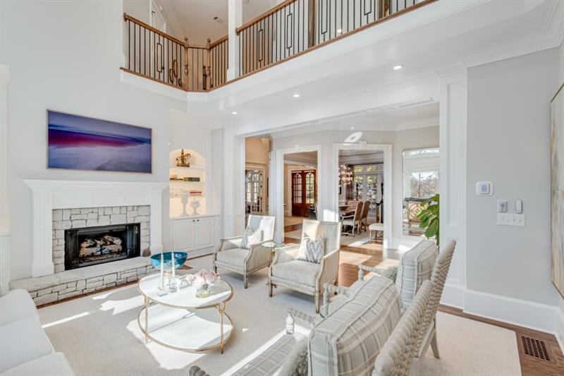 6226 Random Winds Bluff