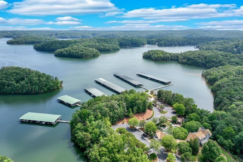 6226 Random Winds Bluff