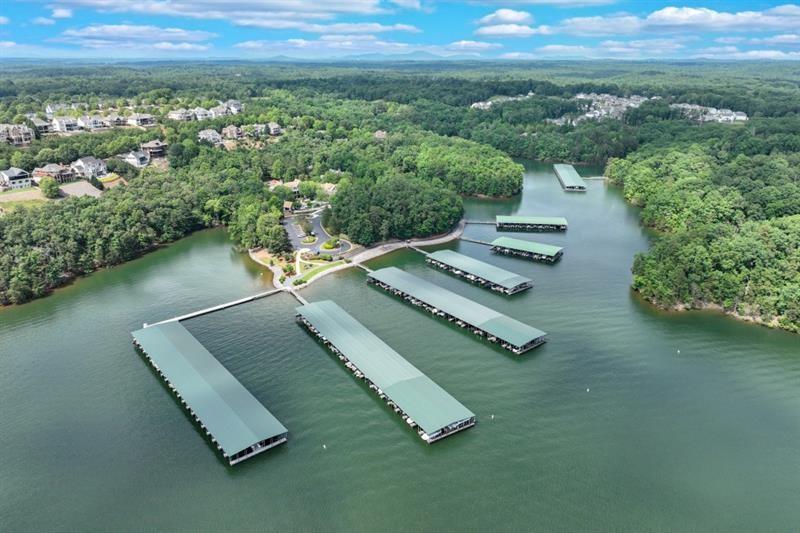 6226 Random Winds Bluff