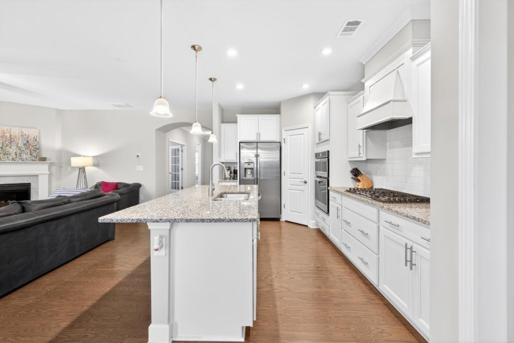 5736 Cypress Bluff Lane