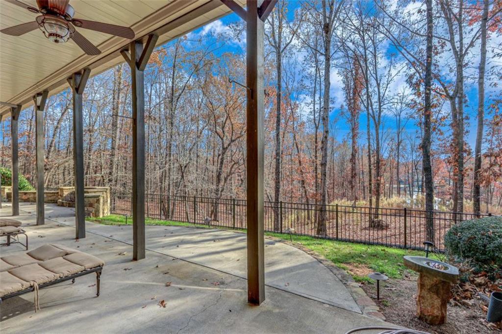 6226 Random Winds Bluff