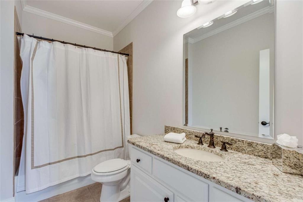 6226 Random Winds Bluff