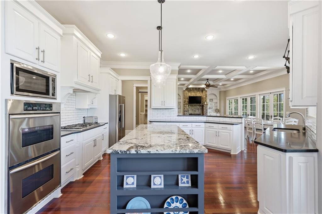 1969 River View Drive