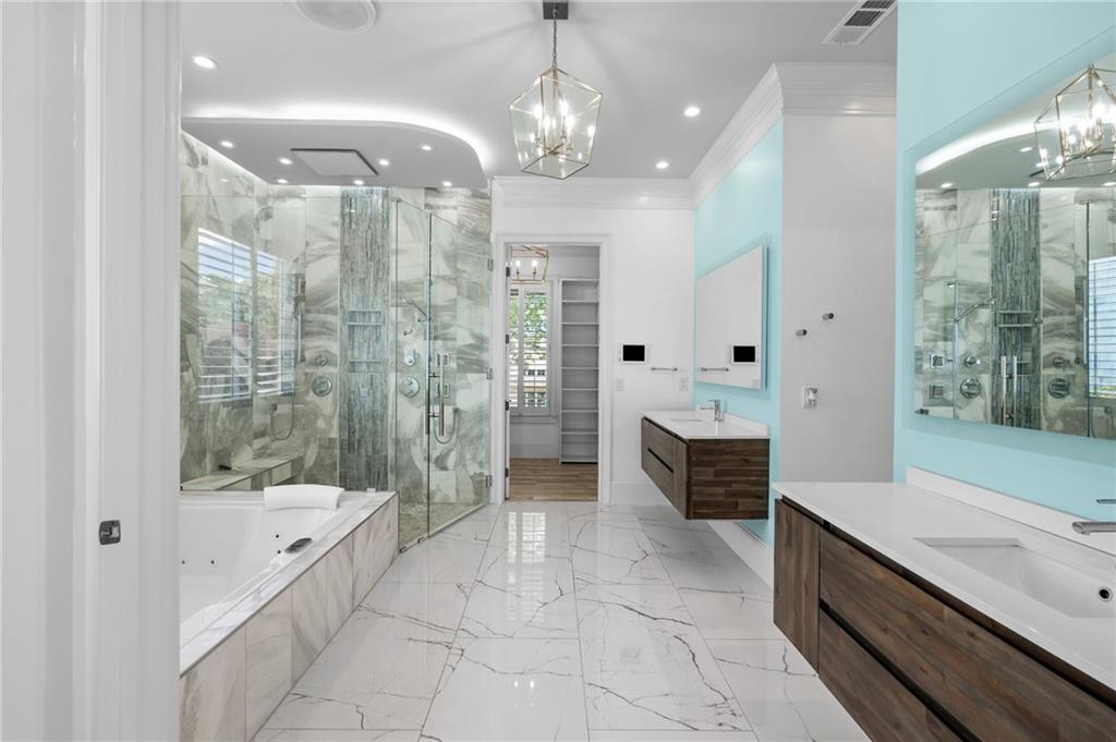 3621 Lake Ridge Court
