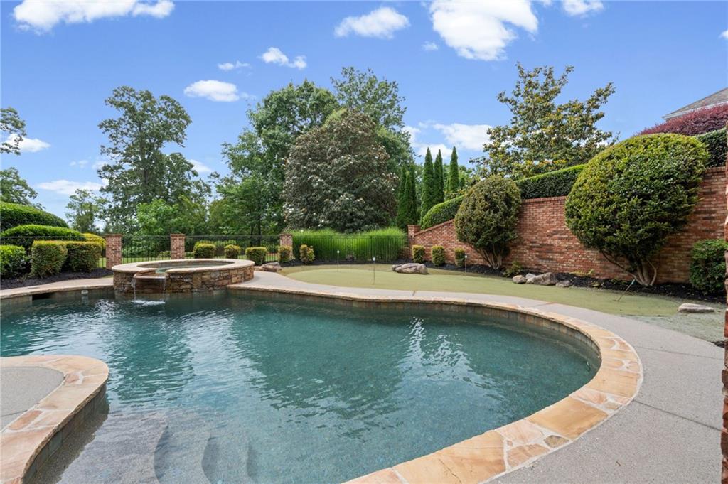 3621 Lake Ridge Court