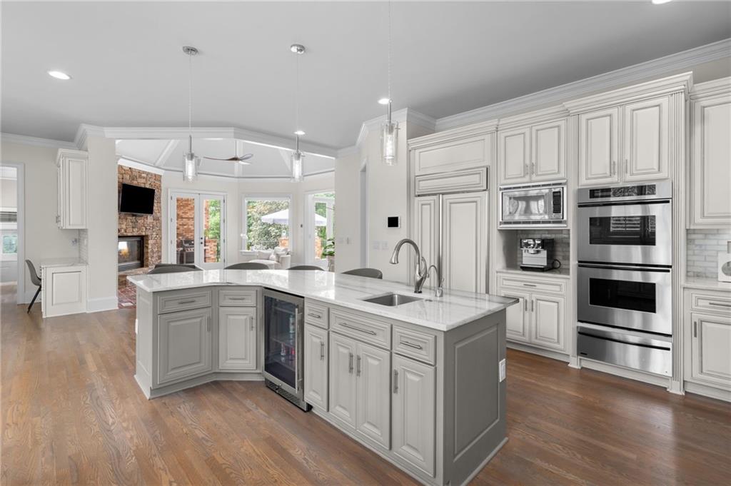 3621 Lake Ridge Court