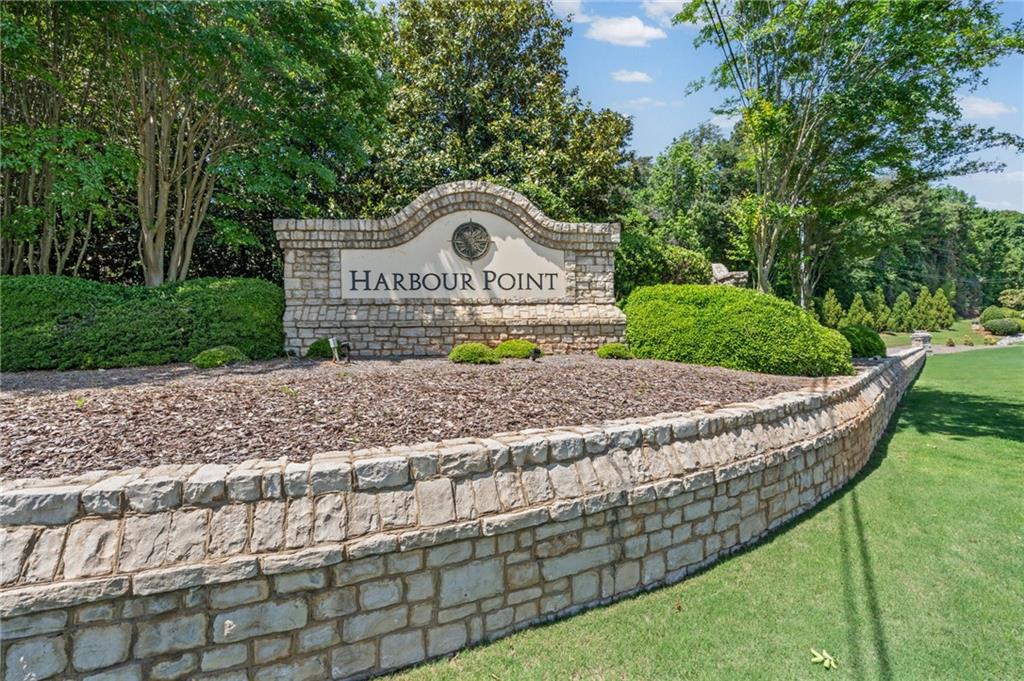 3621 Lake Ridge Court