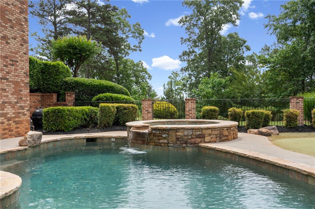 3621 Lake Ridge Court