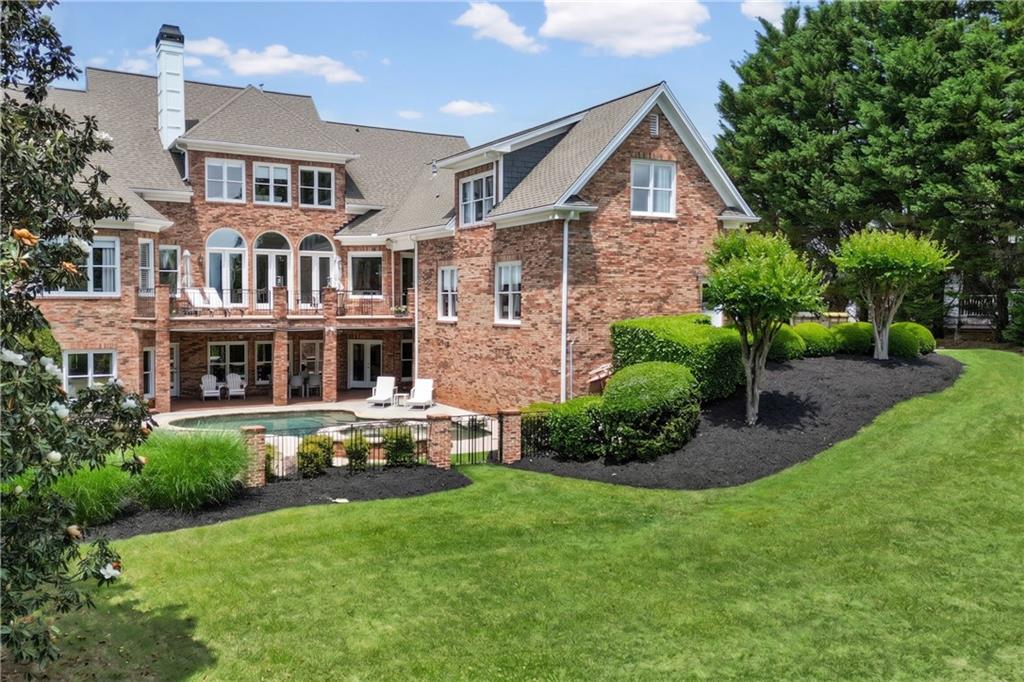 3621 Lake Ridge Court