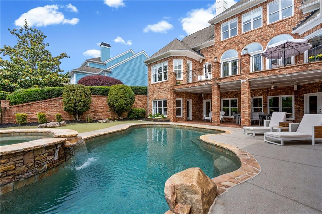 3621 Lake Ridge Court