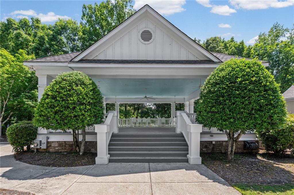 3621 Lake Ridge Court