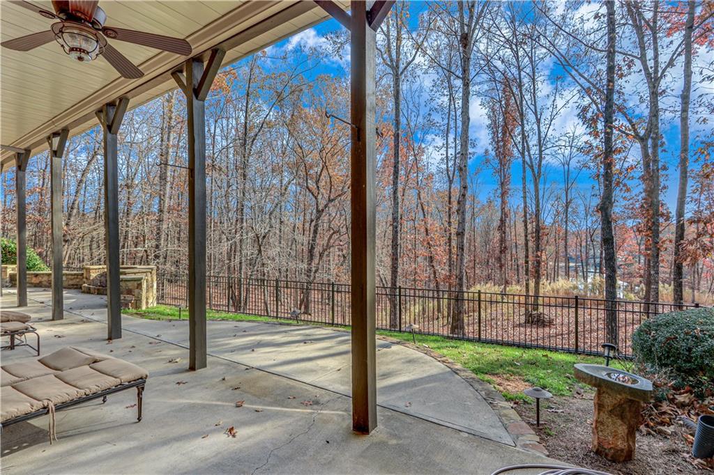 6226 Random Winds Bluff