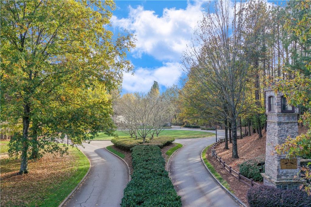 6226 Random Winds Bluff