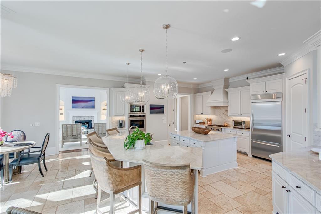 6226 Random Winds Bluff
