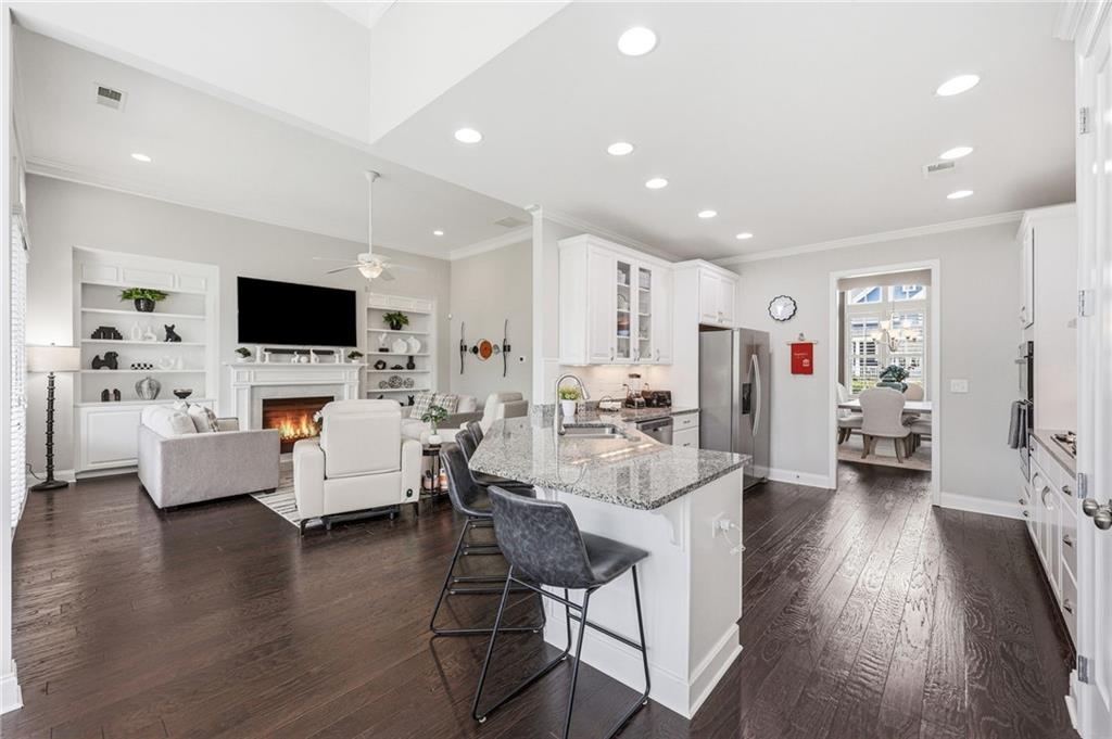 6325 Cedar Springs Lane