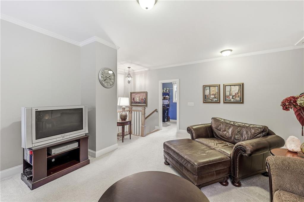 5686 Old Wilkie Road