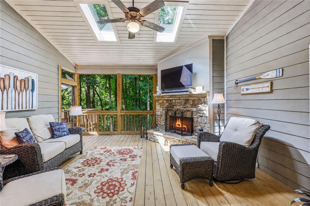 5686 Old Wilkie Road