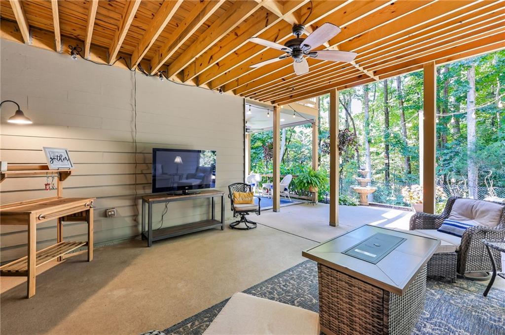 5686 Old Wilkie Road