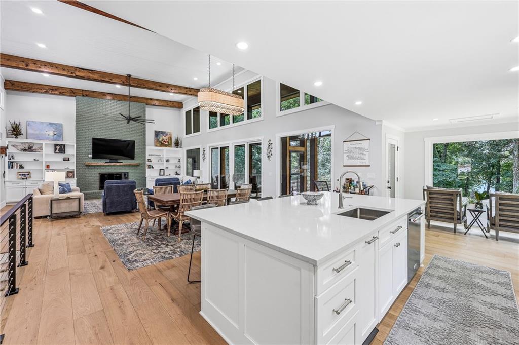 5973 Nachoochee Trail